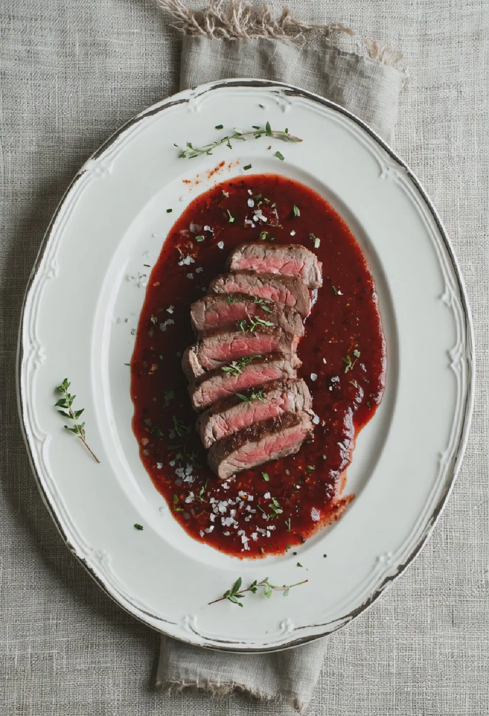 images/filet-mignon-with-red-wine-sauce-1465540624.webp